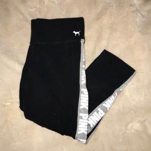 black (PIINK) leggings with a grey stripe